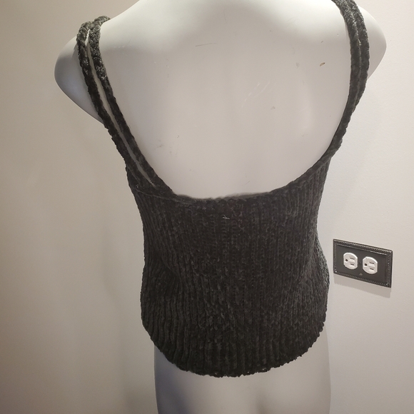 Large Crochet Tank Top - Picture 5 of 6